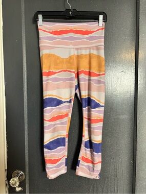 lululemon athletica Pink Multi-Color Wave Print Leggings